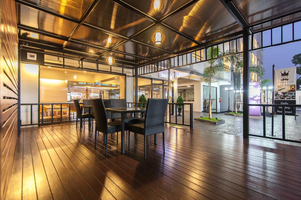 Racha Residence Si Racha Exterior photo