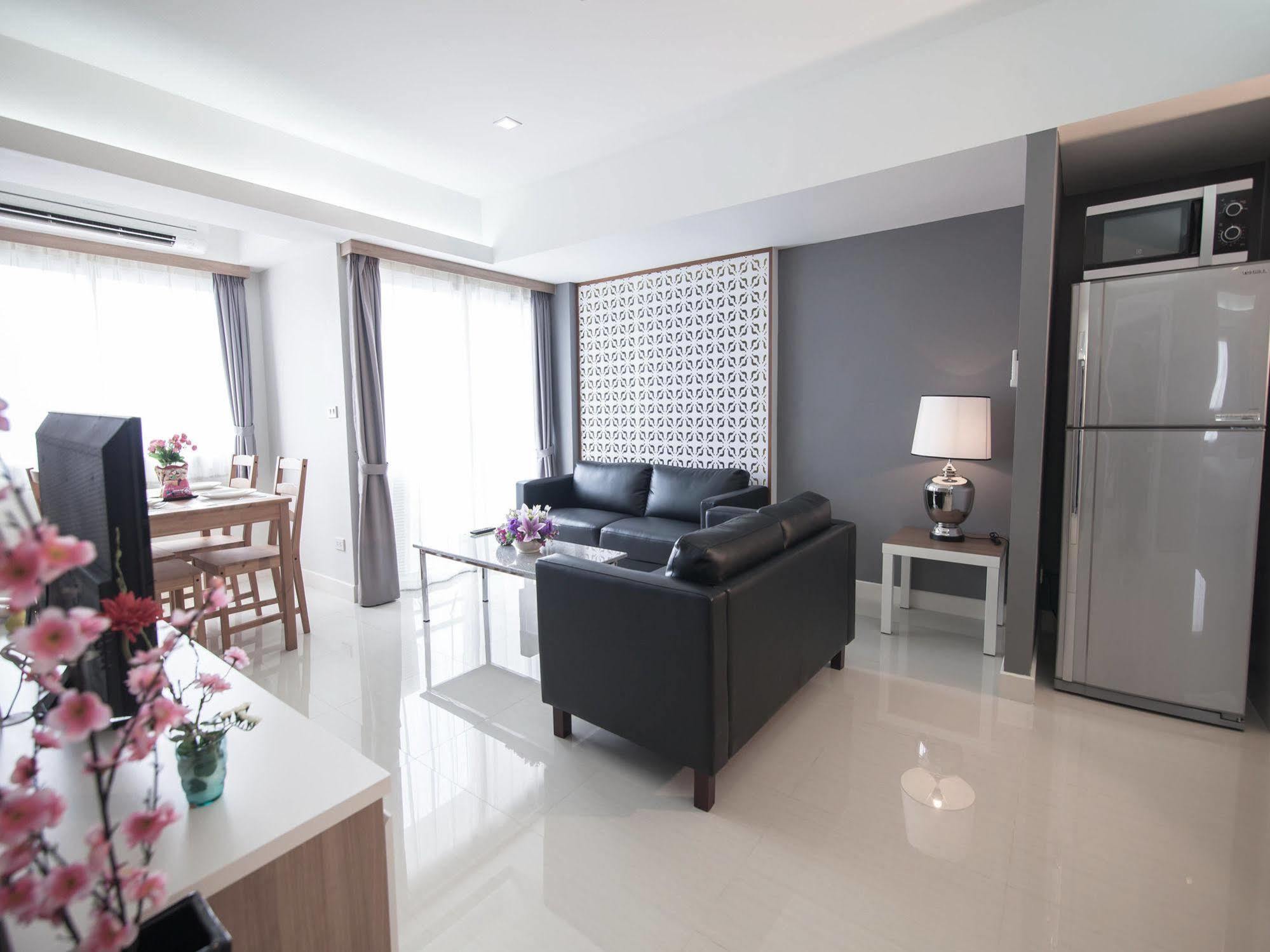 Racha Residence Si Racha Exterior photo