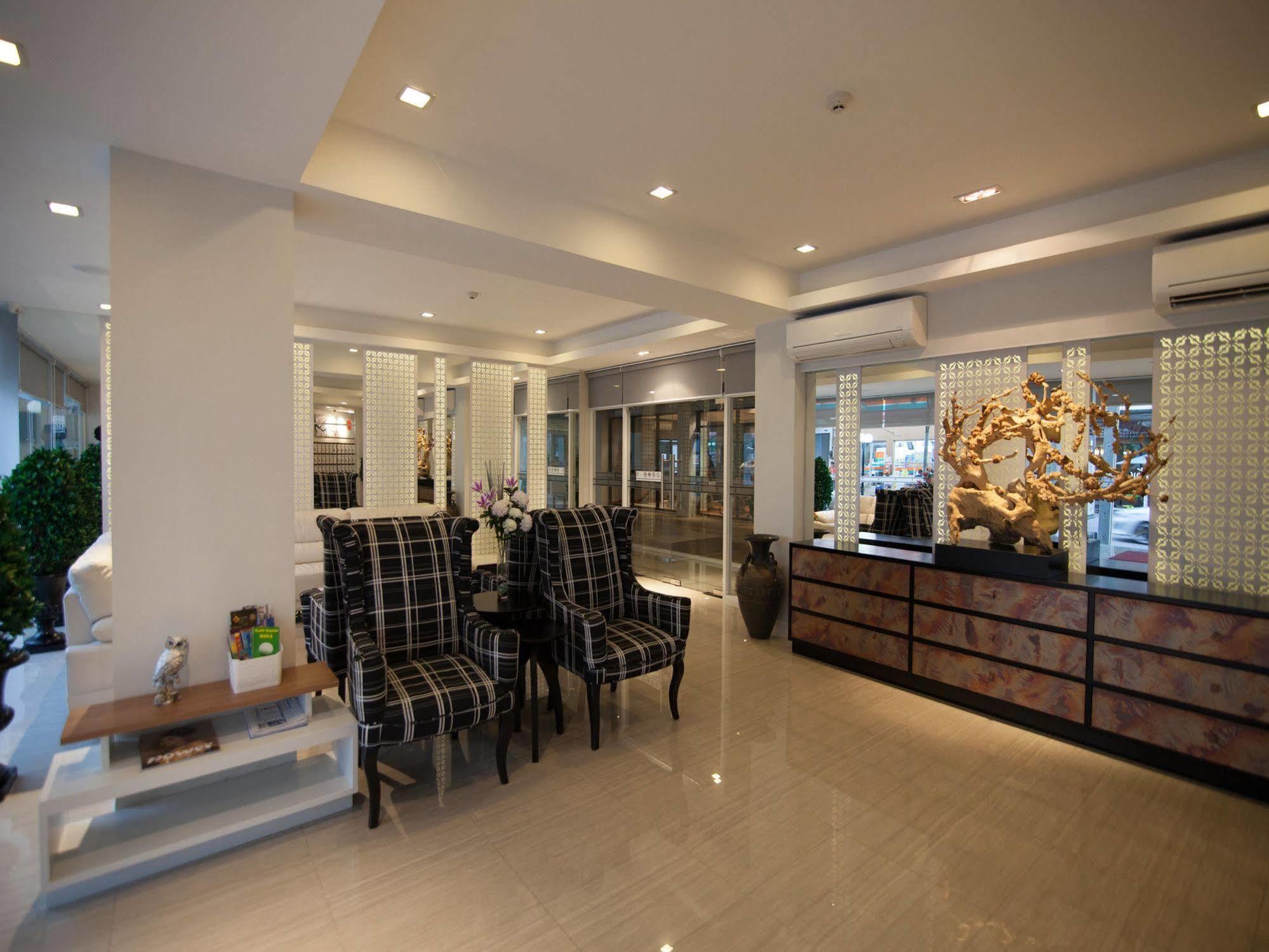 Racha Residence Si Racha Exterior photo